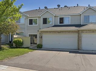 11039 Lexington Dr, Eden Prairie, MN 55344
