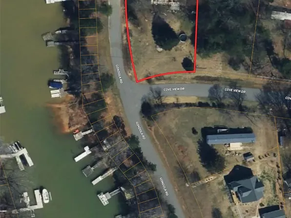 158 Cove View Dr, Mooresville, NC 28117