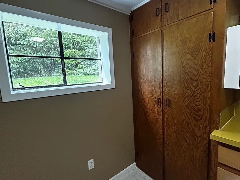 330 Sawmill Rd — Photo 22