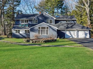855 Fletcher Rd, North Kingstown, RI 02852