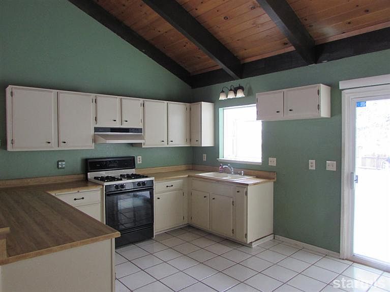 1st image of 901 Kekin St
