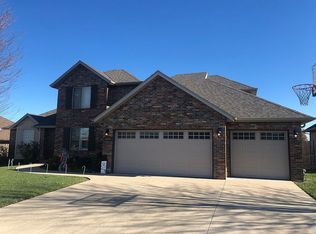 1442 S Natchez Rd, Republic, MO 65738