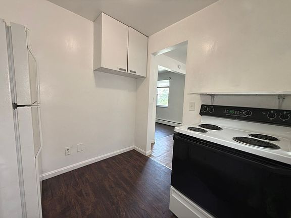 5th image of 5911 Cary Ave #1