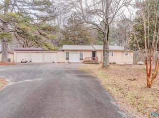 221 County Road 255, Fort Payne, AL 35967