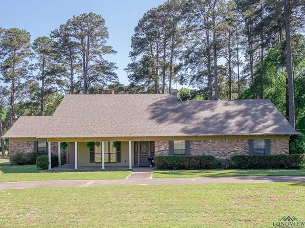 5878 Victory Dr, Marshall, TX 75672