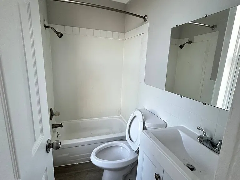 261 French St #12 — Photo 10