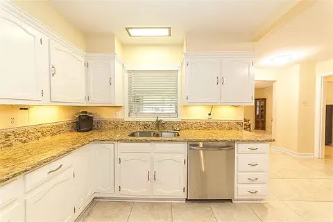 5037 Dee Rd — Photo 15