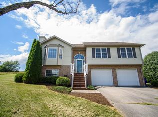 2860 Seven Mile Tree Rd, Christiansburg, VA 24073