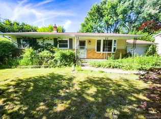 3477 Southgate Dr, Flint, MI