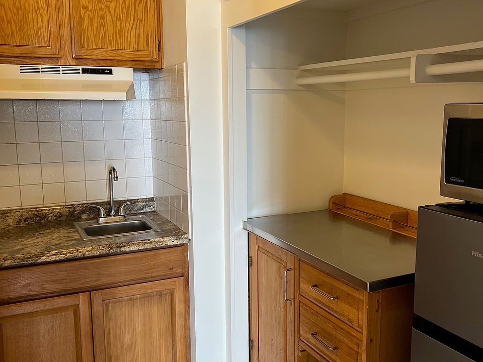 2nd image of 4041 Inglewood Blvd APT 1a