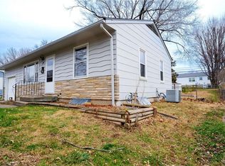 1201 N Atherton Rd, Independence, MO 64056