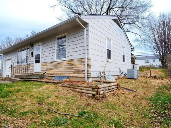 1201 N Atherton Rd, Independence, MO 64056