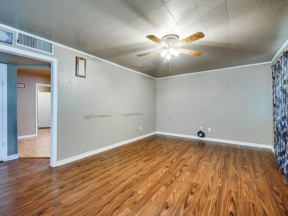 5th image of 1107 NW 3rd St
