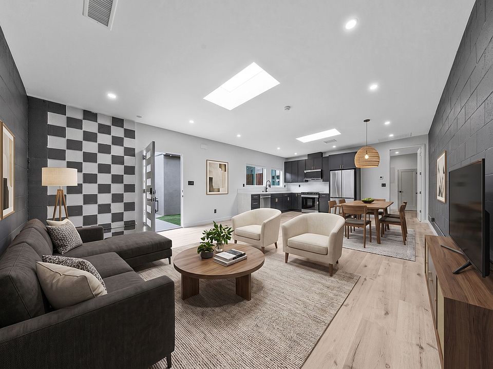 1st image of 3839 Fountain Ave #1/2