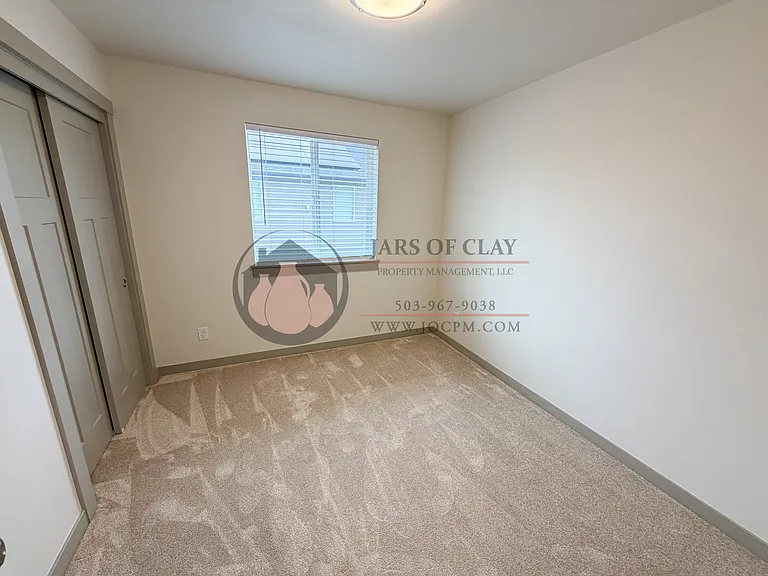 4742 Fanno Ridge Ln NE — Photo 11