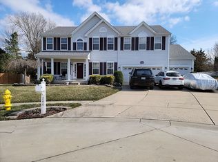 244 Charging Bear Dr, Wentzville, MO 63385