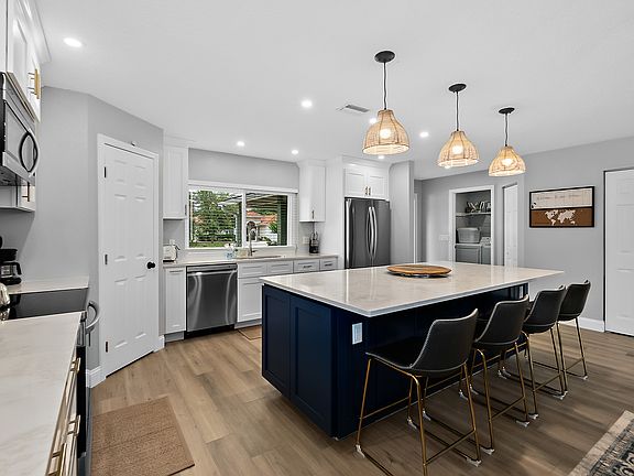 5th image of 116 Cimmaron Dr