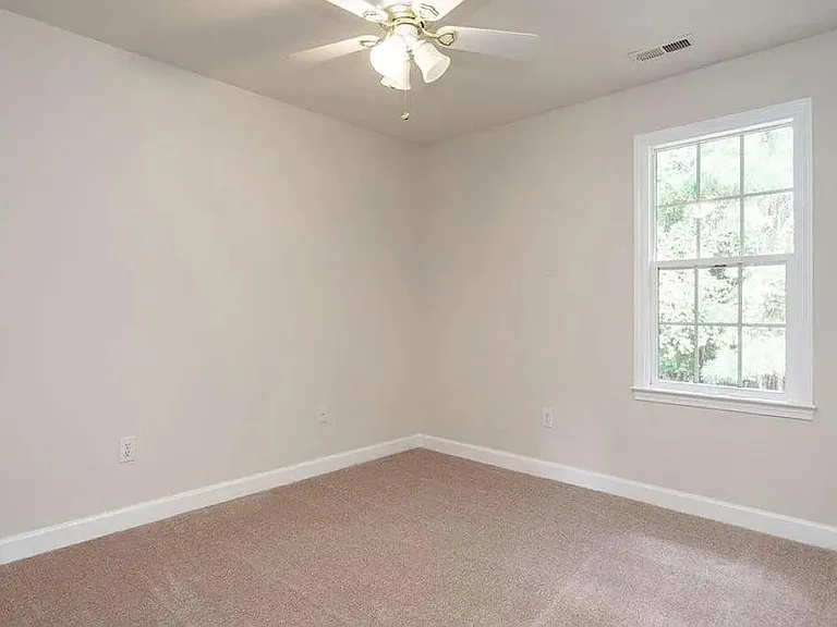 2226 Trailwood Valley Cir — Photo 6