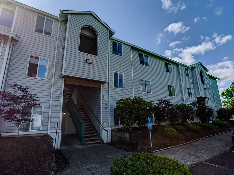 Cascade Village Estacada — Photo 25