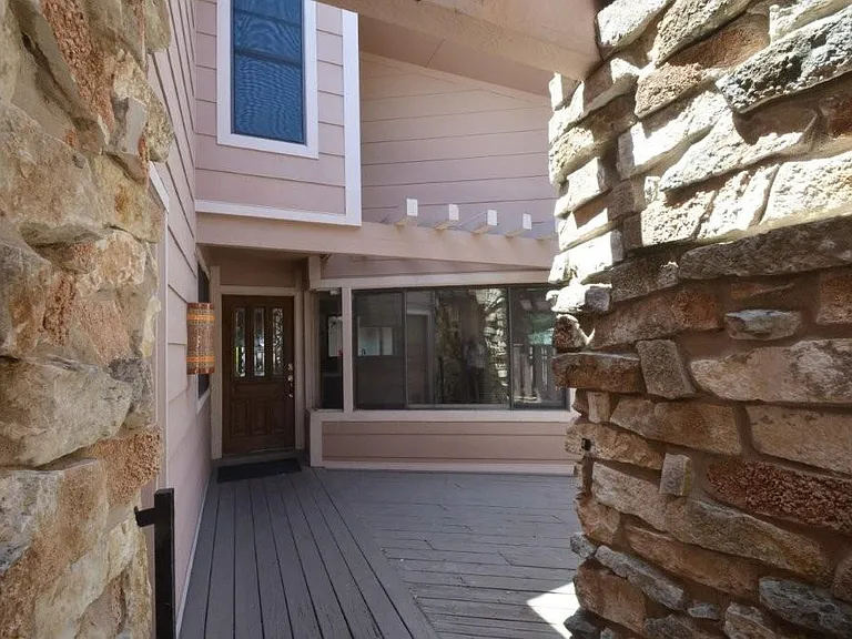 4603 Twin Valley Cir — Photo 3