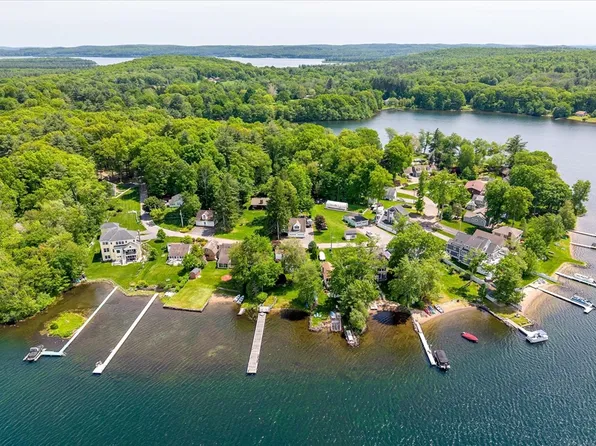 51 Lake Shore Dr, Sterling, MA 01564