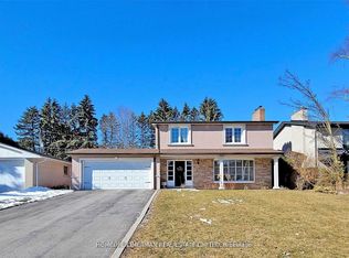 215 Grandview Ave, Markham, ON L3T1J3