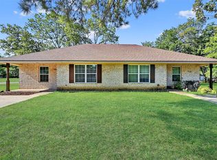 708 Seven Oaks Rd #712, Bonham, TX 75418