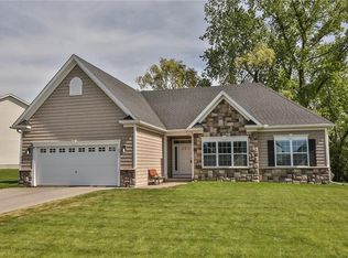 24 Sedgley Park, West Henrietta, NY 14586