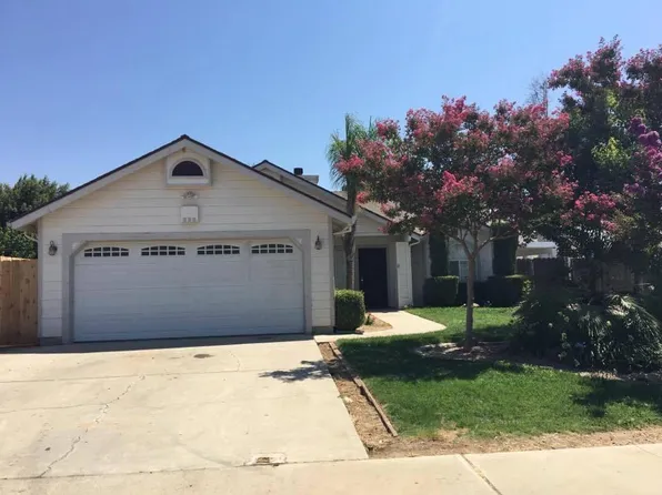 542 N Reinway Ave, Waterford, CA 95386