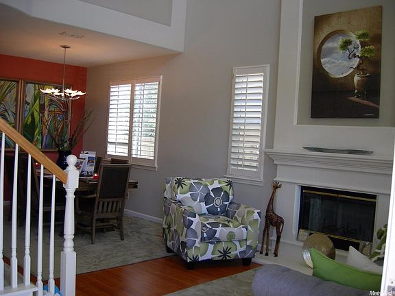 4th image of 9718 Otter Bay Ct
