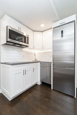 Rented by REAL New York | media 22