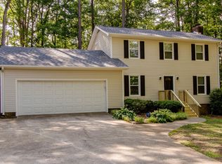 1009 Louise Ln, Clayton, NC 27520