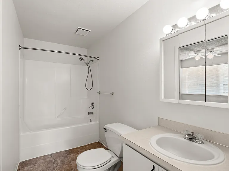 Experience contemporary elegance in this bright and clean bathroom space. Experience contemporary elegance in this bright and clean bathroom space.