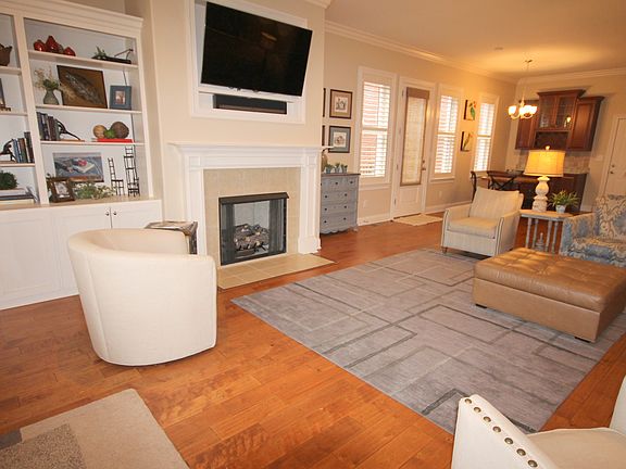 4th image of 625 Bickerstaff Ln