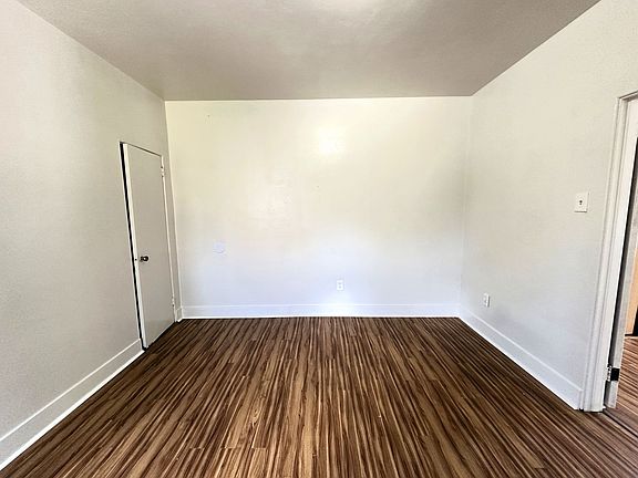 3rd image of 5546 Jackson St APT 1
