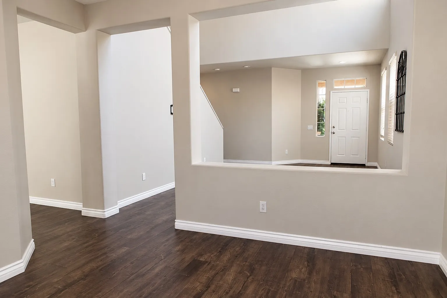4 bed, 2165 sqft, $4,500 — Photo 3