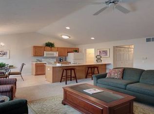 445 Tanton Way APT E, Webster, NY 14580