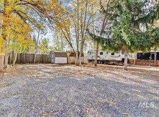514 N Sawyer St #F25, Cascade, ID 83611