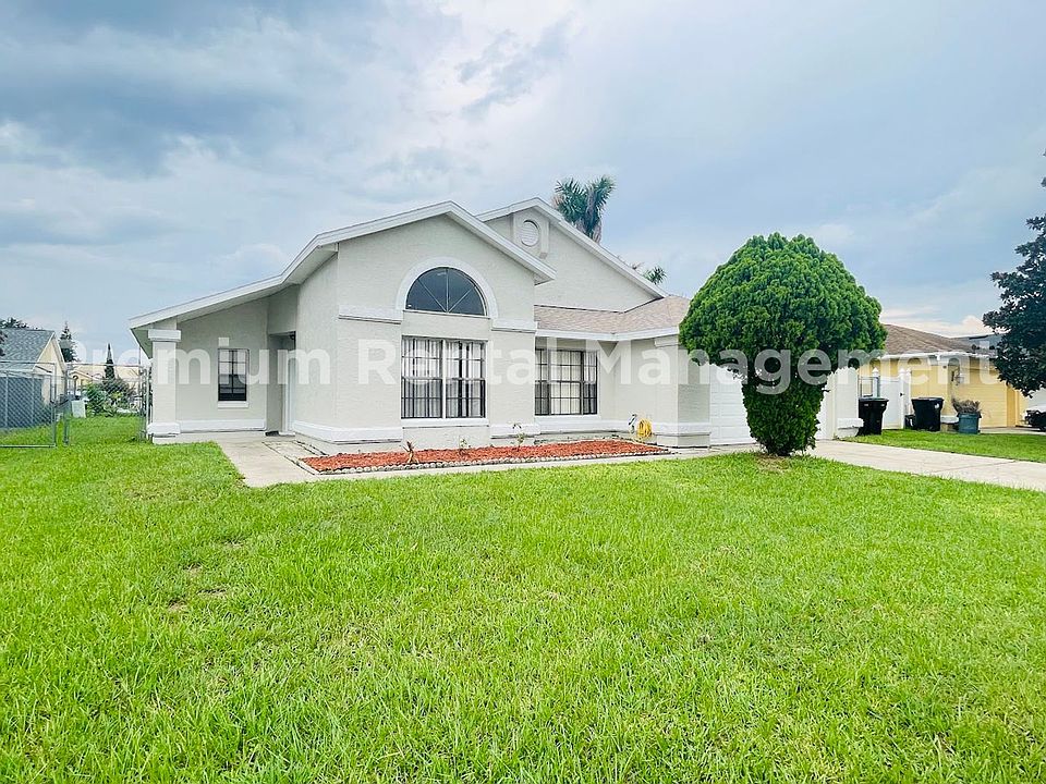 1st image of 838 Honolulu Woods Ln