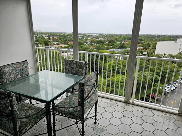3850 Washington St APT 1011, Hollywood, FL 33021