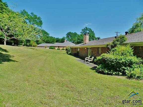 2nd image of 1802 Meadowhill Dr