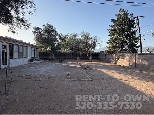 941 S Baylor Dr — Photo 3