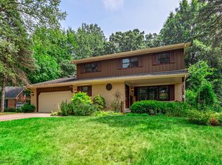 2275 Tara Dr, Elgin, IL 60123