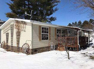 614 School St, White Lake, WI 54491