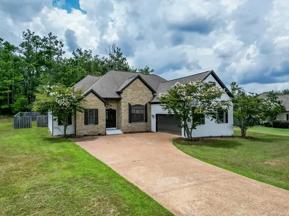 2127 W Wellsgate Dr, Oxford, MS 38655