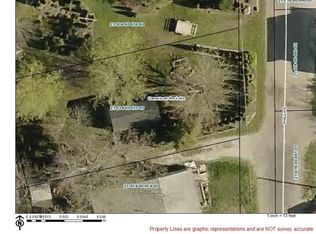 Philips Dr, Geneva, OH 44041