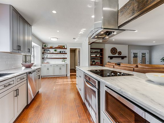 3rd image of 4607 Ashbrook Rd