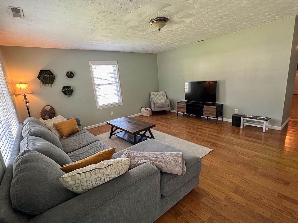 6 Deer Run Rd, Barboursville, WV 25504 Zillow