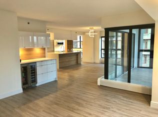 238 Alvin Narod Mews #304, Vancouver, BC V6B5Z3