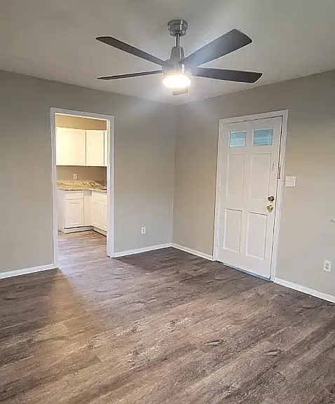 419 Bethune Dr — Photo 4